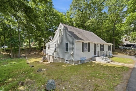 165 R Green Street Stoneham, MA 02180 - Photo 1 of 40
