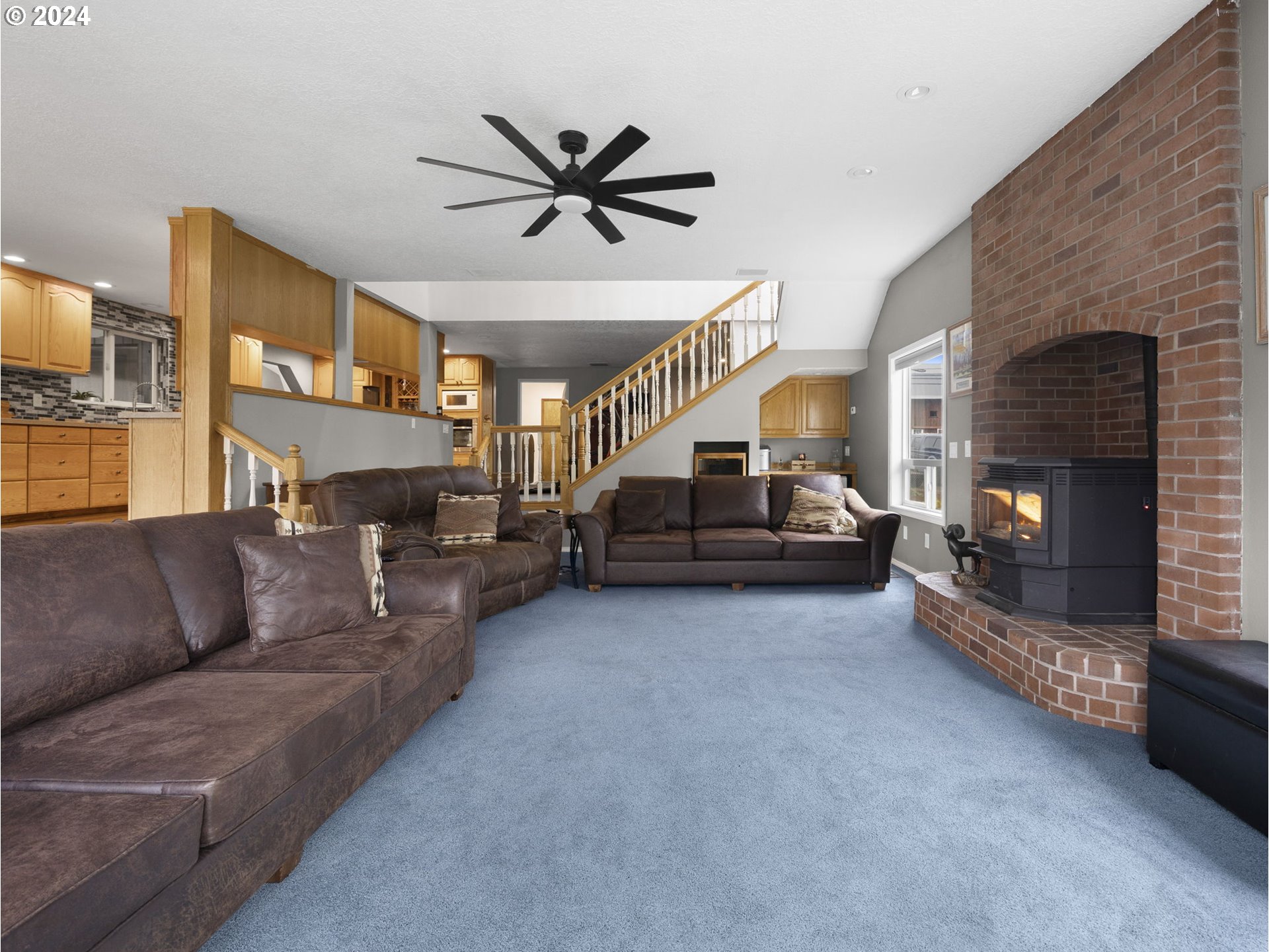 30252 Southeast Bluff Road Gresham, OR 97080 - Photo 13 of 43 Family Room