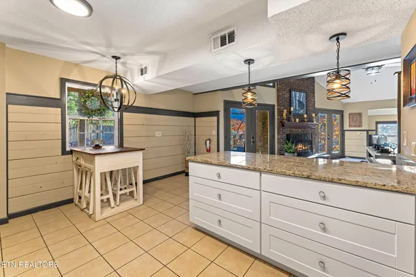 $699,950 | 1634 Spruce Drive, Sevierville, TN 37876