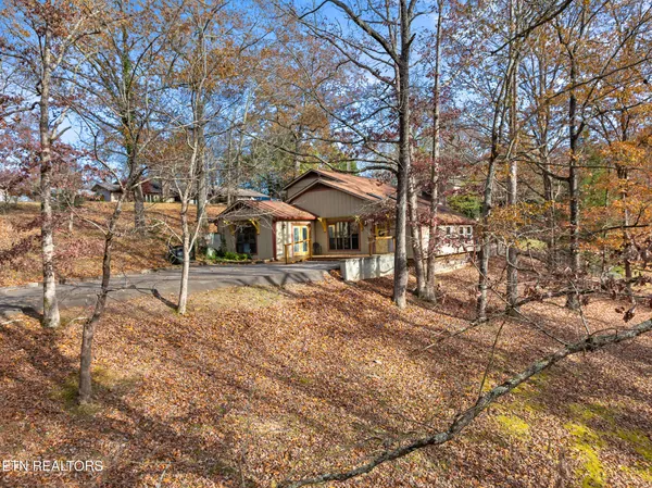 $699,950 | 1634 Spruce Drive, Sevierville, TN 37876