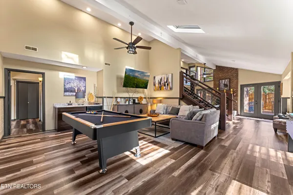 $699,950 | 1634 Spruce Drive, Sevierville, TN 37876