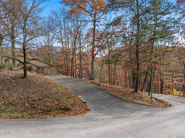 $699,950 | 1634 Spruce Drive, Sevierville, TN 37876