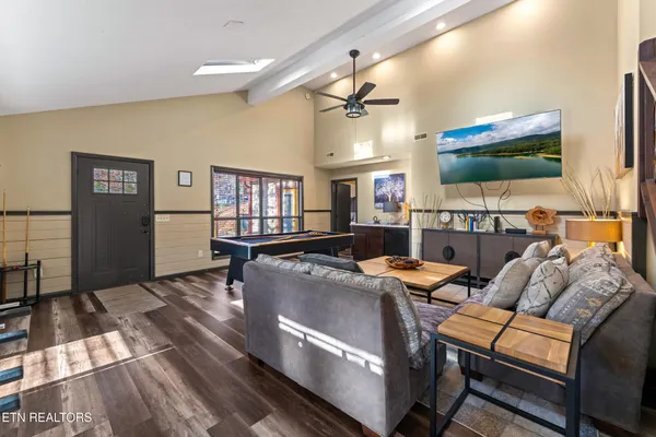 $699,950 | 1634 Spruce Drive, Sevierville, TN 37876