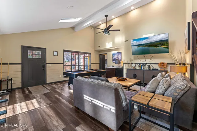 $749,950 | 1634 Spruce Drive, Sevierville, TN 37876