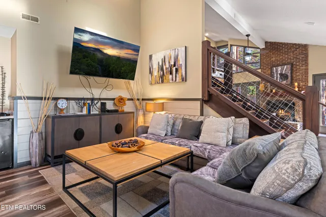 $749,950 | 1634 Spruce Drive, Sevierville, TN 37876