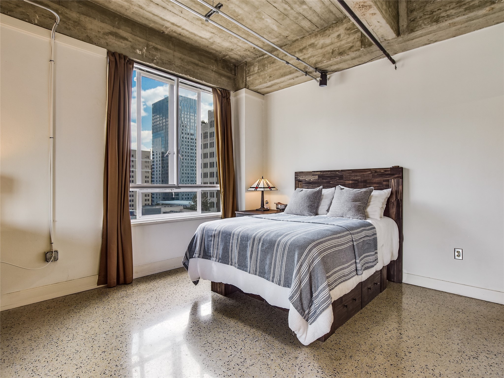 710 Colorado Street, Unit 6D Austin, TX 78701 - Photo 7 of 17