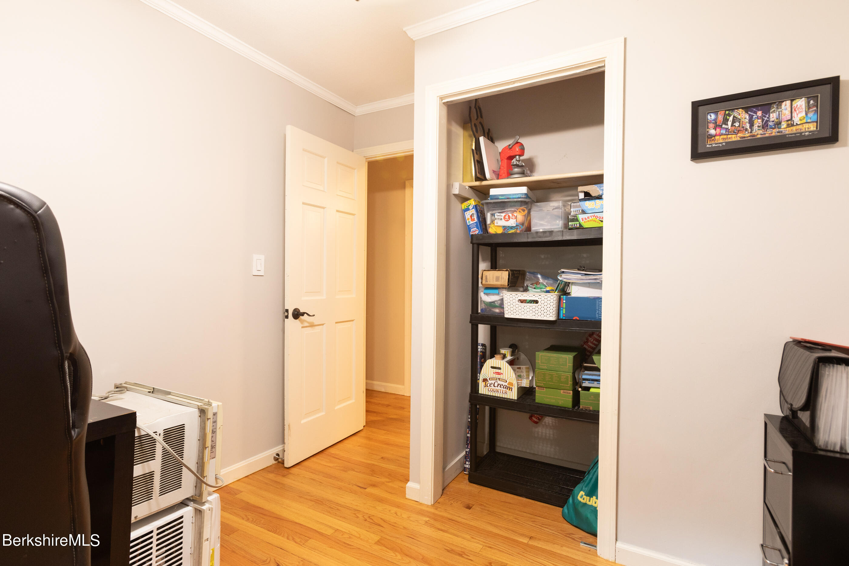 180 Partridge Road Pittsfield, MA 01201 - Photo 21 of 39 image-69