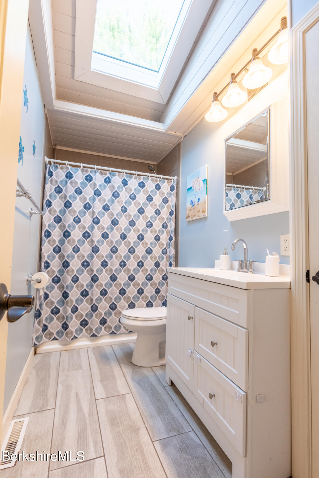 180 Partridge Road Pittsfield, MA 01201 - Photo 23 of 39 image-64