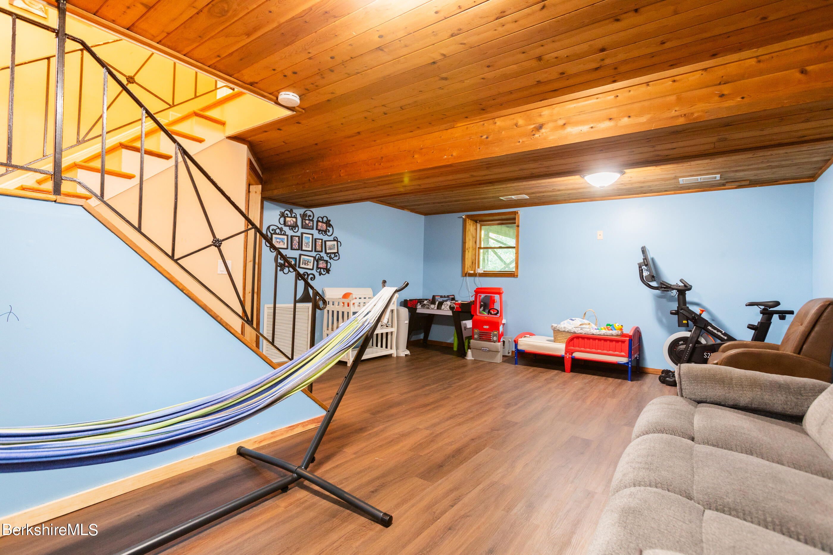 180 Partridge Road Pittsfield, MA 01201 - Photo 25 of 39 image-74