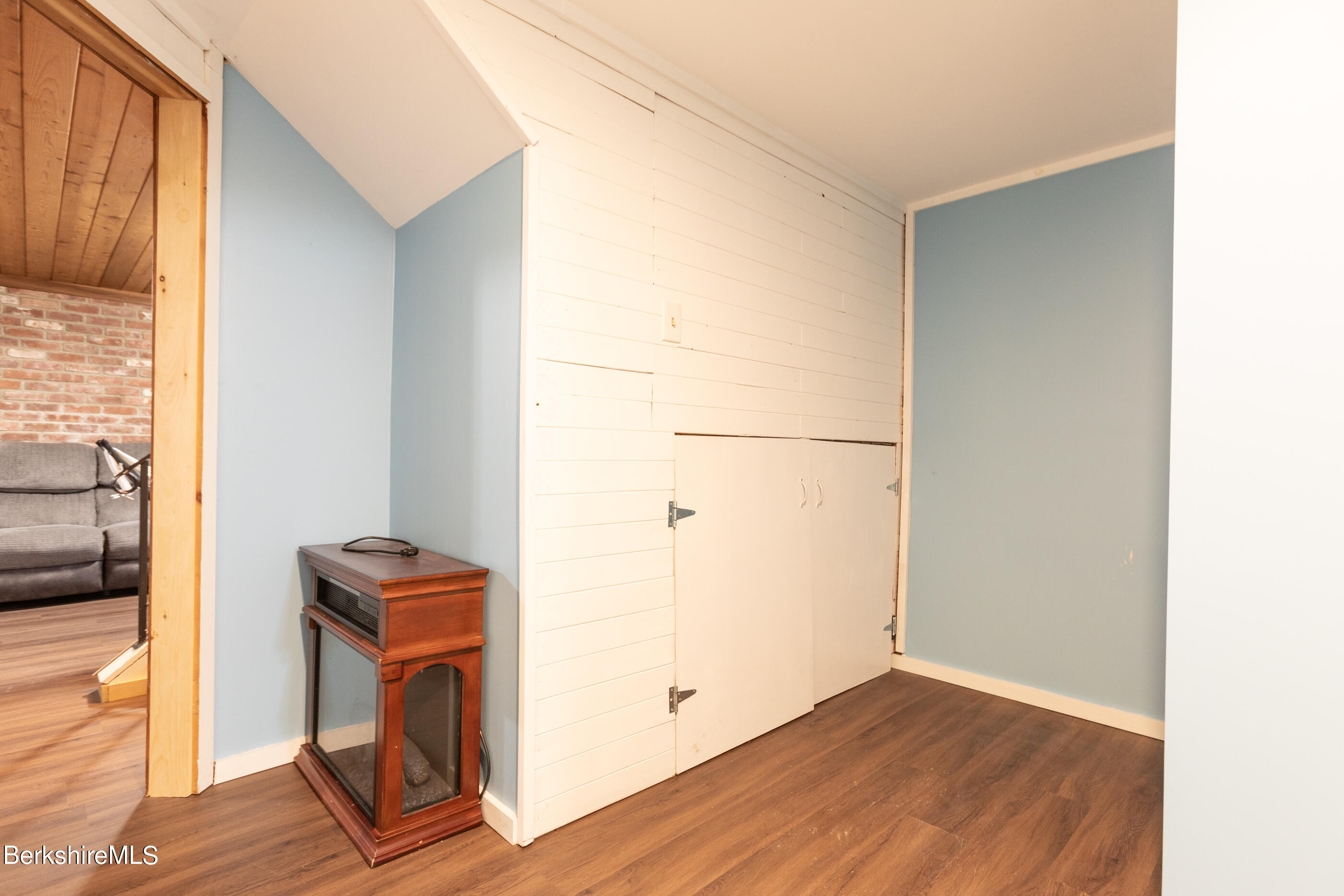 180 Partridge Road Pittsfield, MA 01201 - Photo 26 of 39 image-78