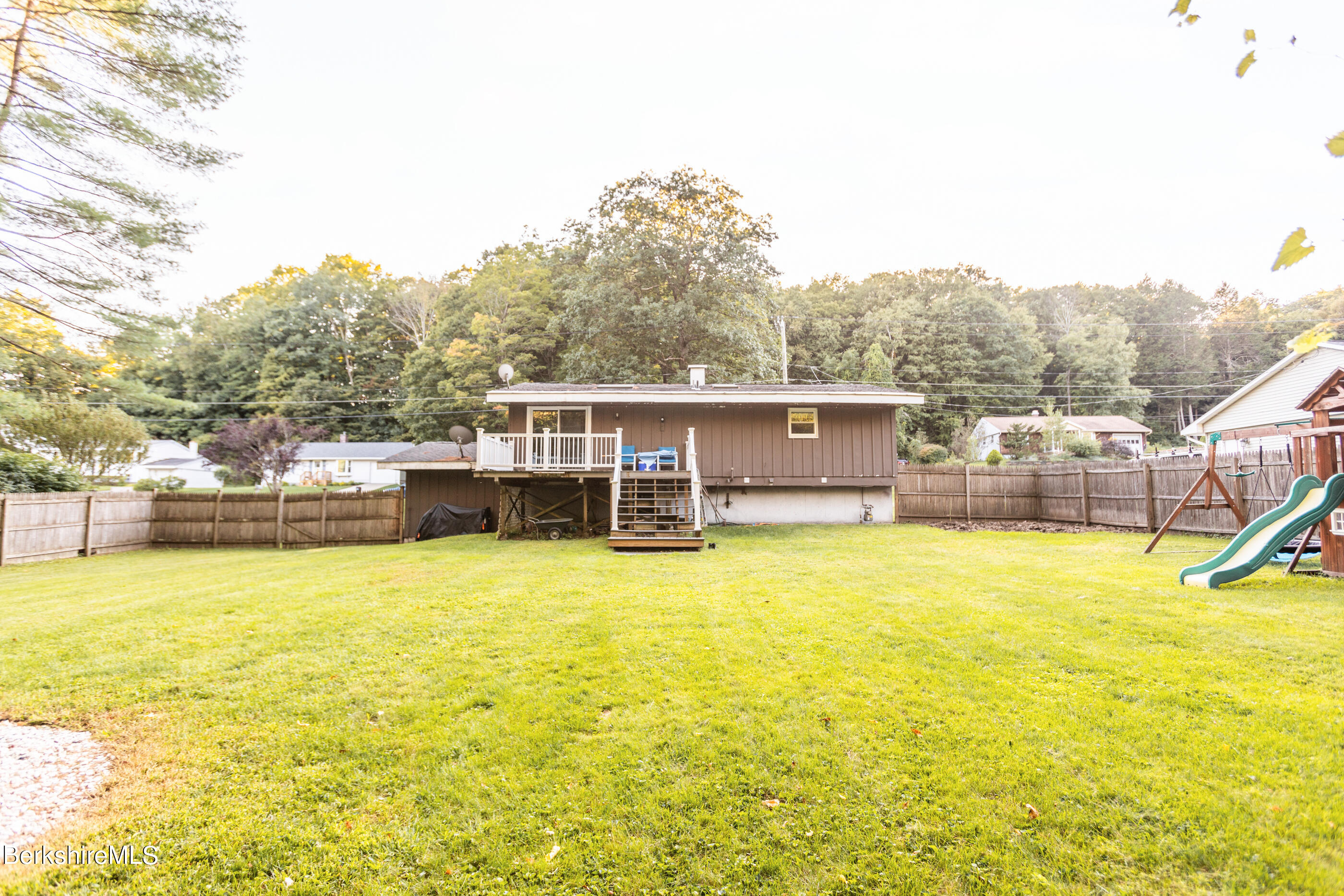 180 Partridge Road Pittsfield, MA 01201 - Photo 32 of 39 image-92