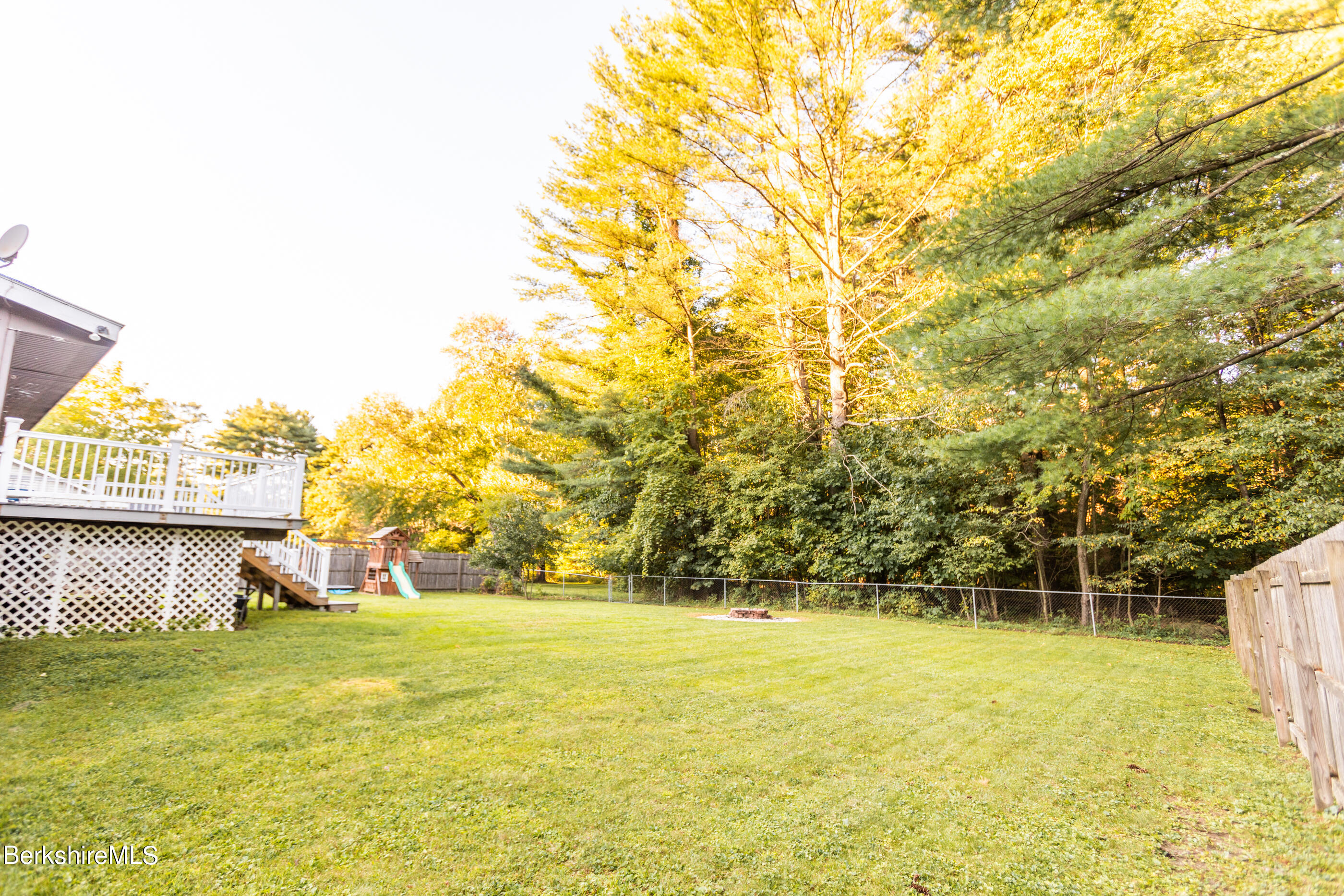 180 Partridge Road Pittsfield, MA 01201 - Photo 35 of 39 image-91