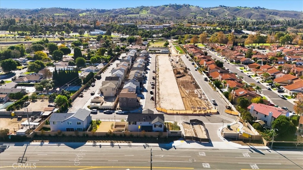 4852 Arroyo Run Moorpark, CA 93021 - Photo 33 of 39 an aerial view of residential houses with city view