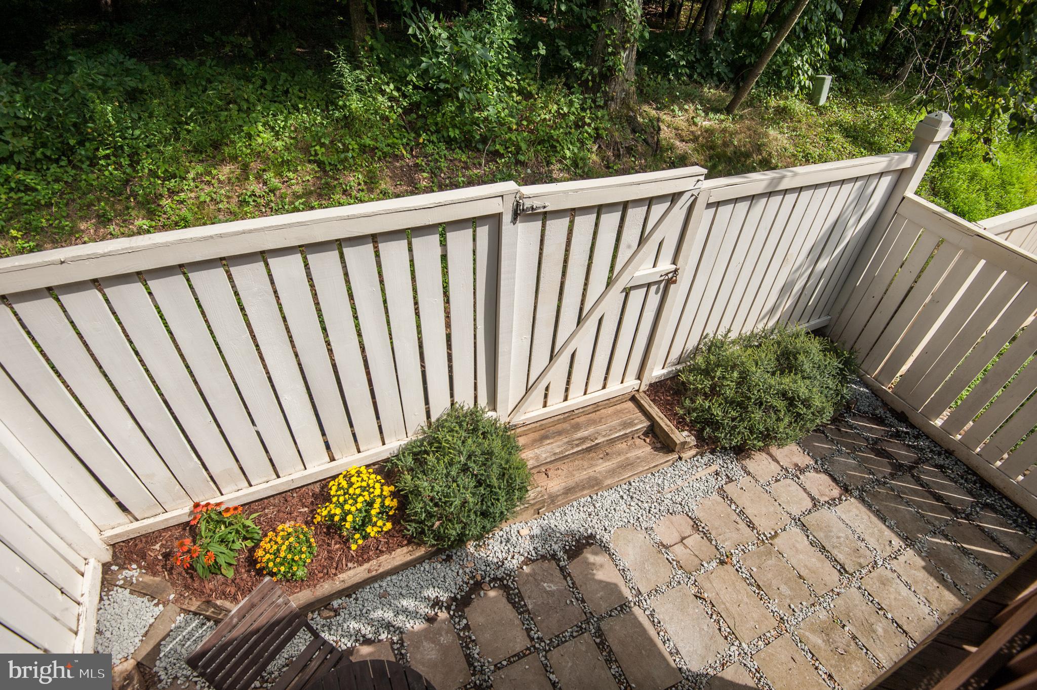 1558 Autumn Ridge Circle Reston, VA 20194 - Photo 40 of 46 Gallery Image 40