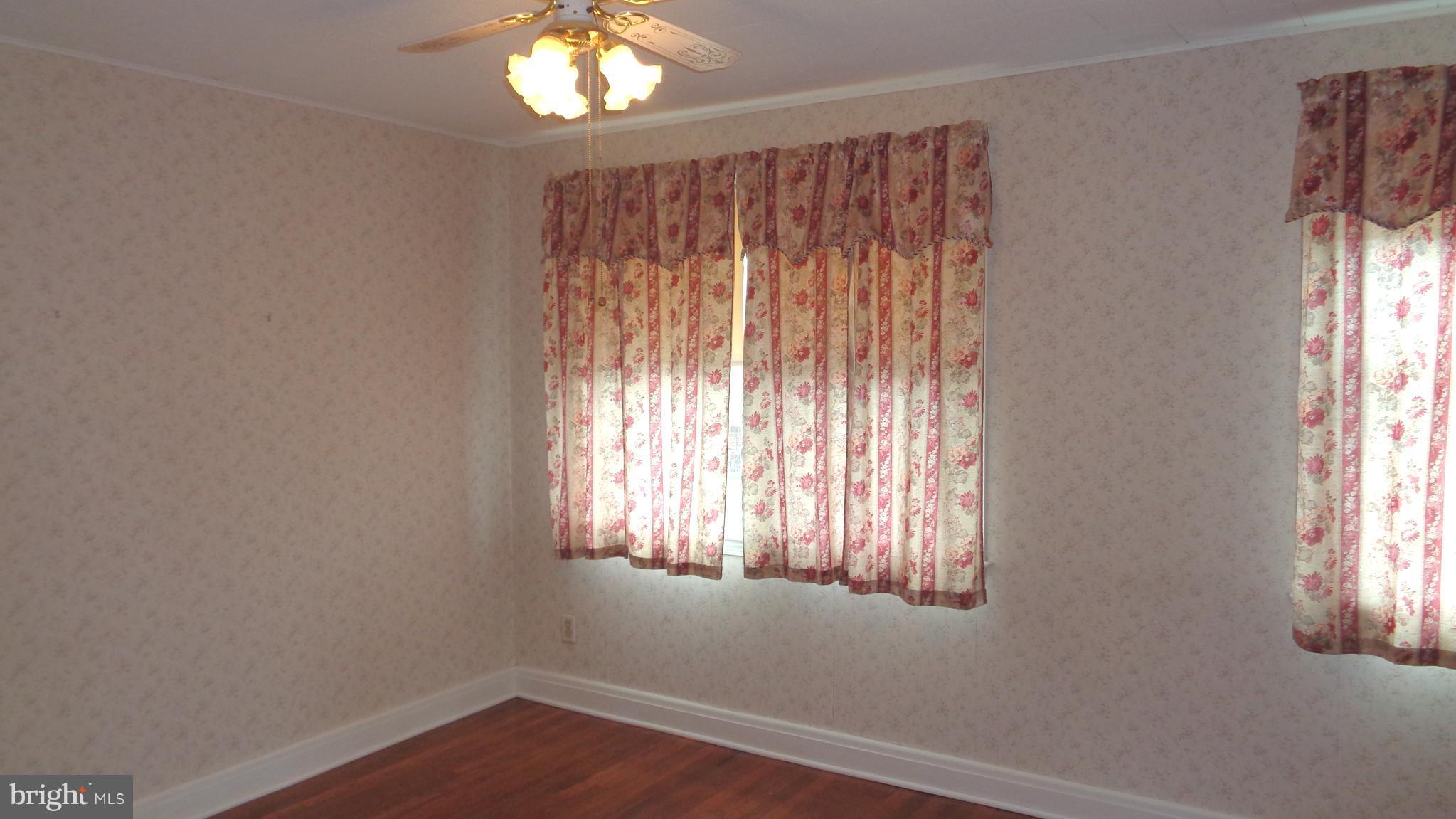 79 Wiltshire Road Baltimore, MD 21221 - Photo 8 of 23 Bedroom (Master)