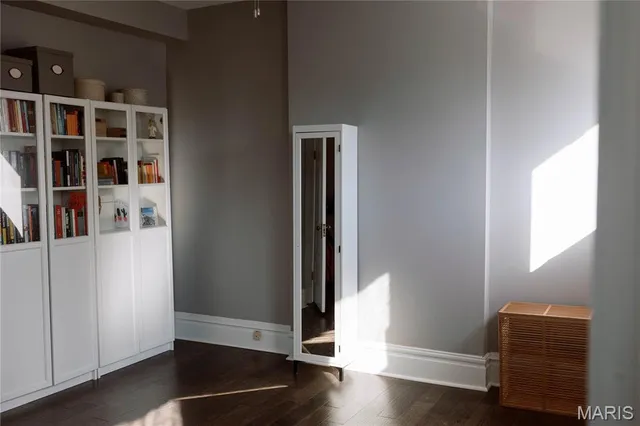 $2,900 | 4249 Castleman Avenue, St. Louis, MO 63110