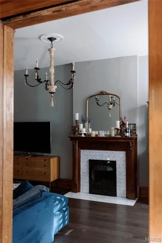 $2,900 | 4249 Castleman Avenue, St. Louis, MO 63110