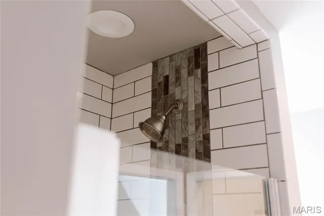 $2,900 | 4249 Castleman Avenue, St. Louis, MO 63110