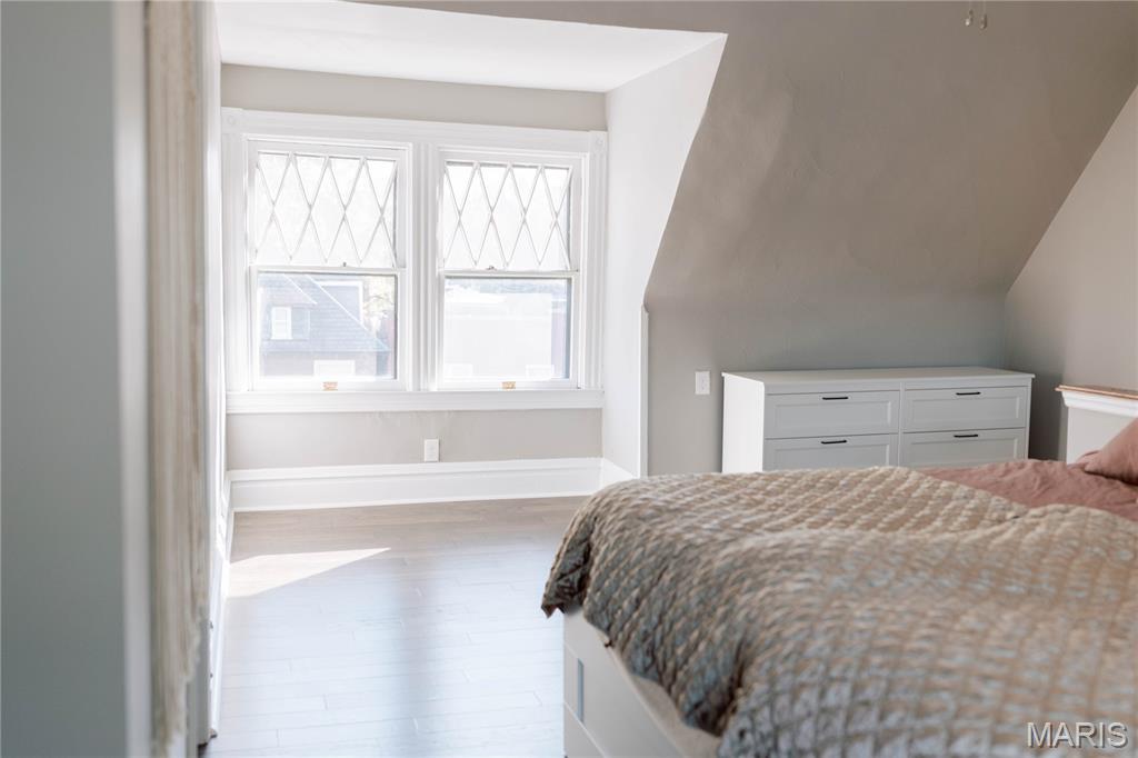 4249 Castleman Avenue St. Louis, MO 63110 - Photo 9 of 53