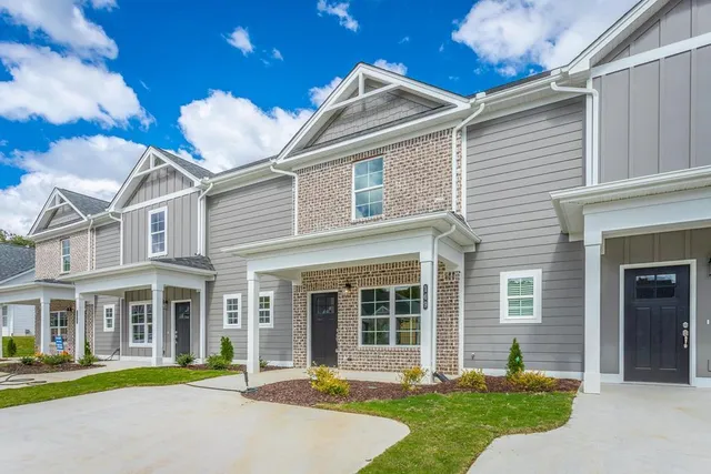 $254,000 | 140 Andros Loop, Unit 21A, Dalton, GA 30721