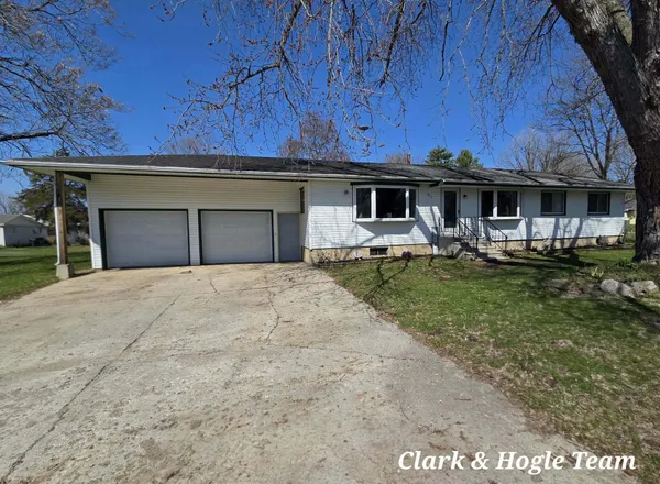 $225,000 | 645 Lyons Street, Lyons, MI 48851