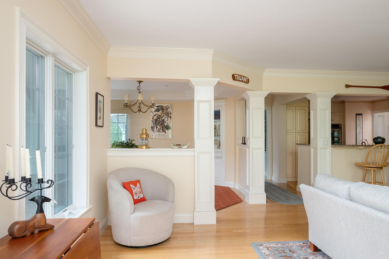 100 Shepard's Cove Road, Unit H207 Kittery, ME 03904 - Photo 16 of 41 Living Room to Dining Room
