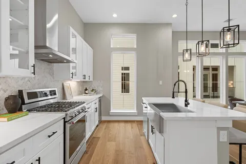 $499,900 | 1193 West 19th Street, Houston, TX 77008