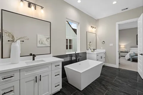$499,900 | 1193 West 19th Street, Houston, TX 77008
