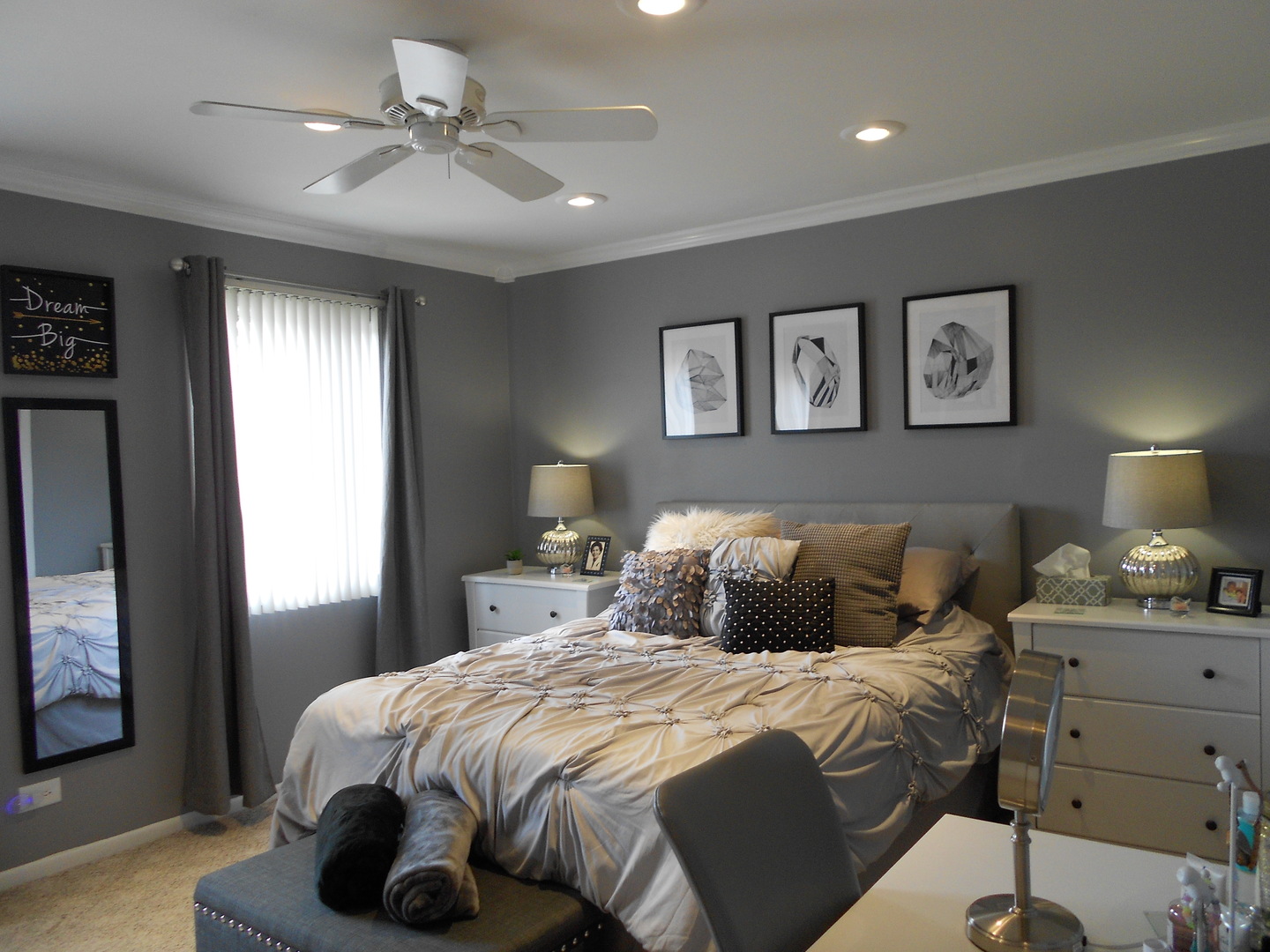1359 Spring Valley Drive Carol Stream, IL 60188 - Photo 12 of 19