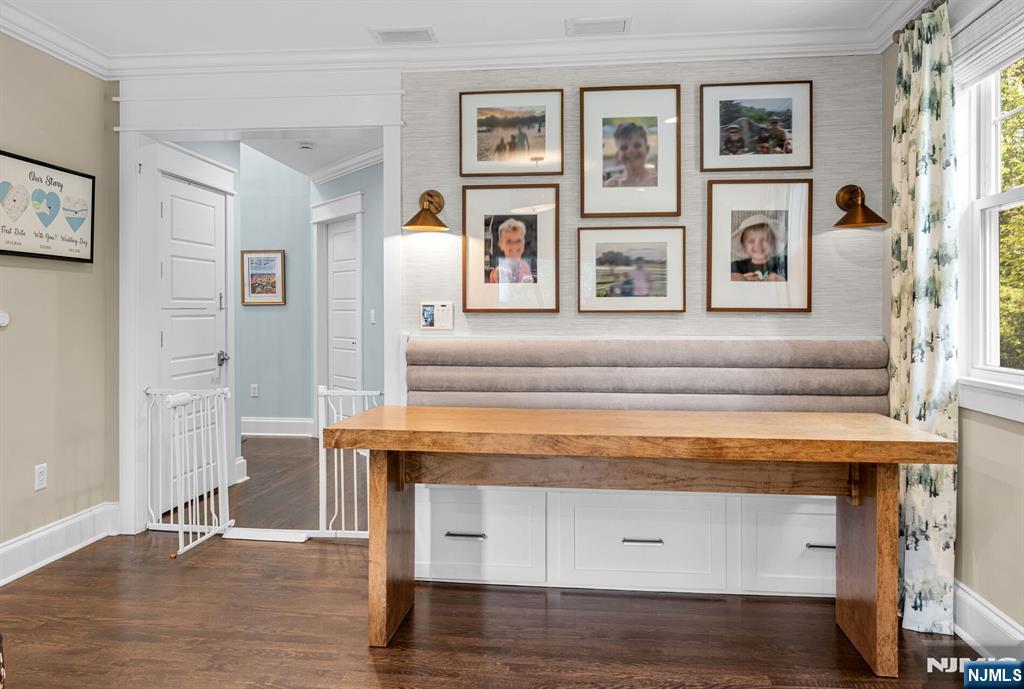159 Hampton Place Ridgewood, NJ 07450 - Photo 21 of 50