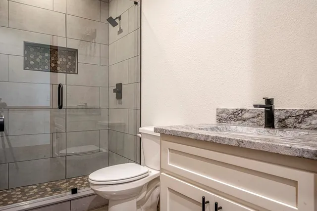 an empty room that has a window in it