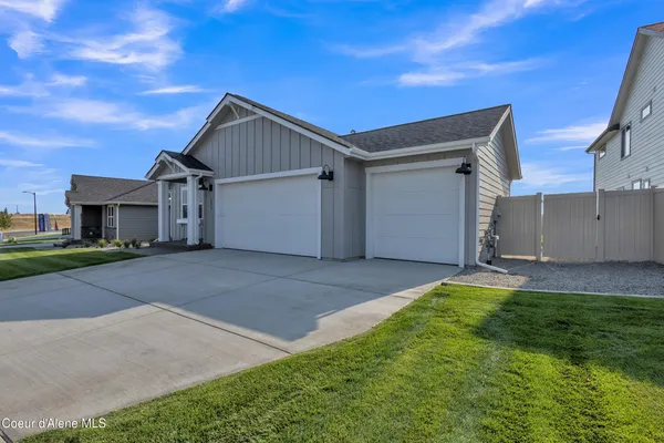 $670,000 | 6981 North Coeur Terre Boulevard, Coeur D'Alene, ID 83815