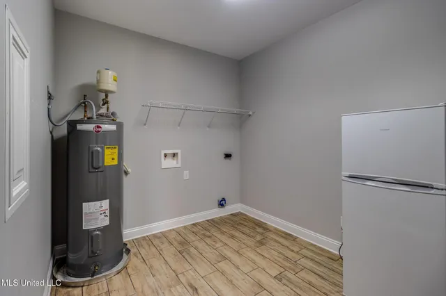 $599,999 | 49 Clear Lake Road, McHenry, MS 39561