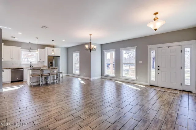 $599,999 | 49 Clear Lake Road, McHenry, MS 39561