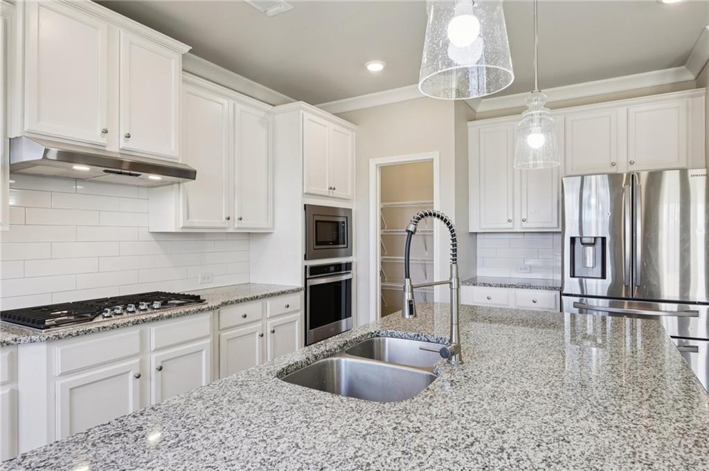 138 Whistling Drive Jefferson, GA 30549 - Photo 9 of 32