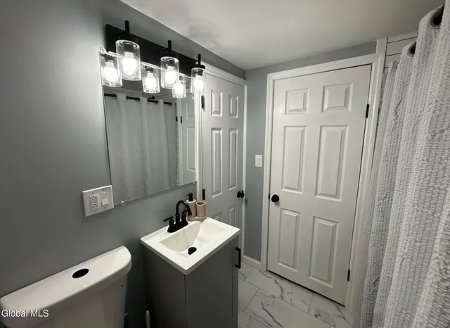 $319,000 | 4207 Albany Street, Albany, NY 12205