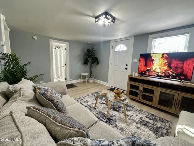 $319,000 | 4207 Albany Street, Albany, NY 12205