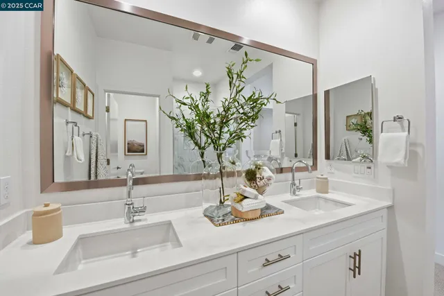 $714,800 | 967 24th Street, Oakland, CA 94607