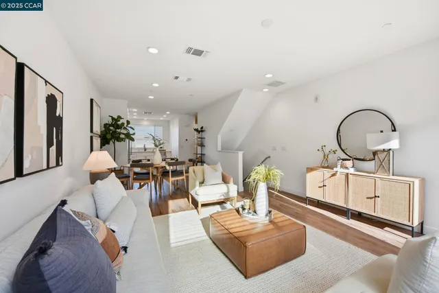 $714,800 | 967 24th Street, Oakland, CA 94607