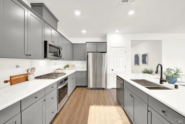 $729,000 | 1450 Stonecrop Lane, Dixon, CA 95620