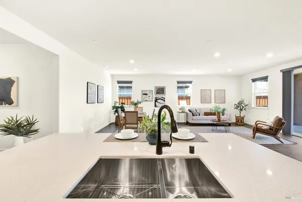 $729,000 | 1450 Stonecrop Lane, Dixon, CA 95620