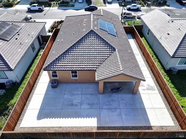 $729,000 | 1450 Stonecrop Lane, Dixon, CA 95620