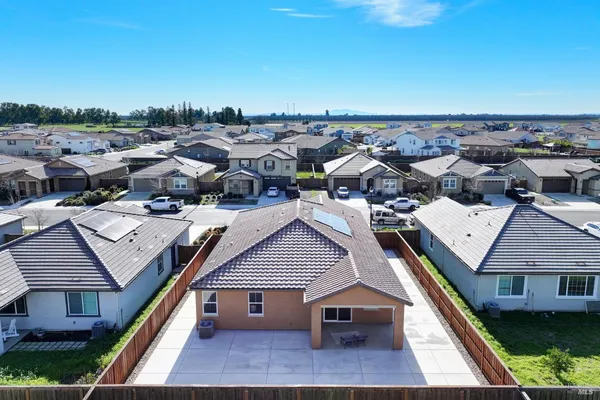 $729,000 | 1450 Stonecrop Lane, Dixon, CA 95620