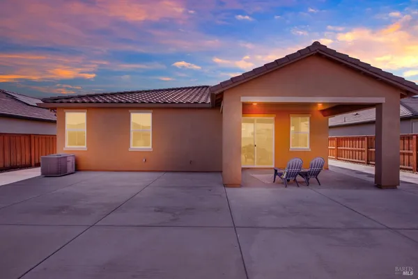 $729,000 | 1450 Stonecrop Lane, Dixon, CA 95620