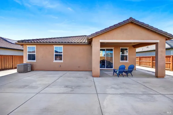 $729,000 | 1450 Stonecrop Lane, Dixon, CA 95620