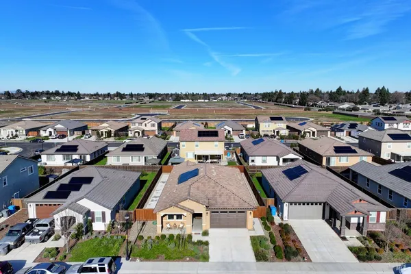 $729,000 | 1450 Stonecrop Lane, Dixon, CA 95620