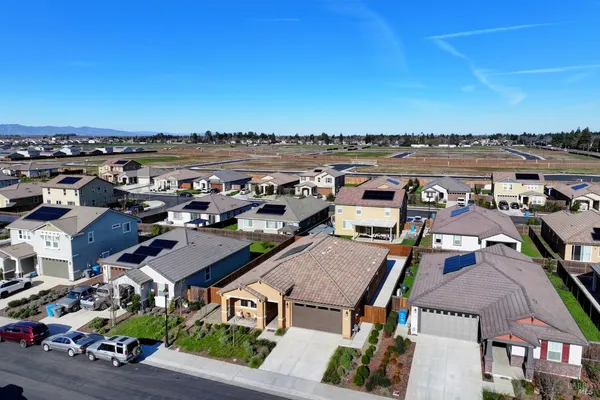 $729,000 | 1450 Stonecrop Lane, Dixon, CA 95620
