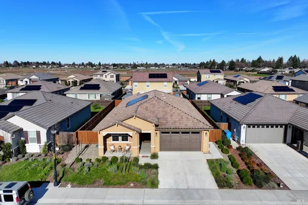 $729,000 | 1450 Stonecrop Lane, Dixon, CA 95620