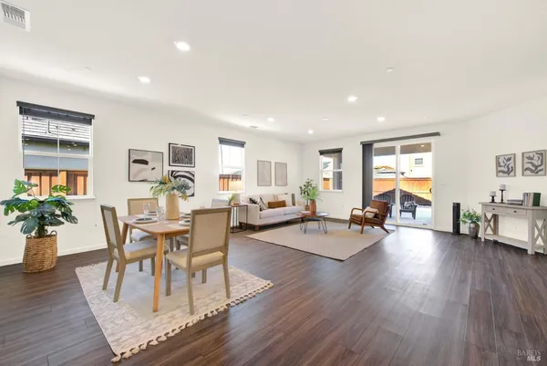 $729,000 | 1450 Stonecrop Lane, Dixon, CA 95620