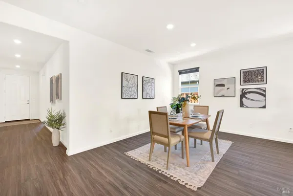 $729,000 | 1450 Stonecrop Lane, Dixon, CA 95620